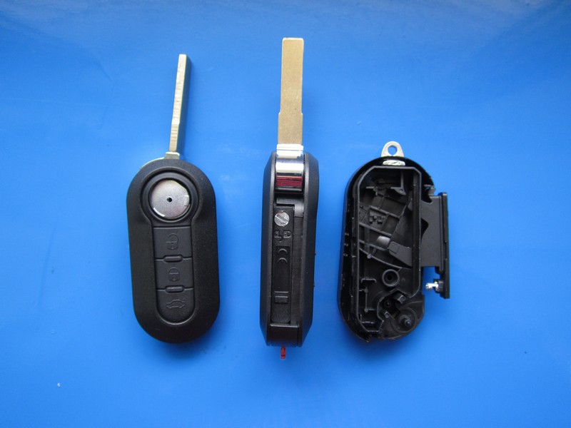 Carcasa cheie Fiat 500 3 butoane negru cu lamela SIP22