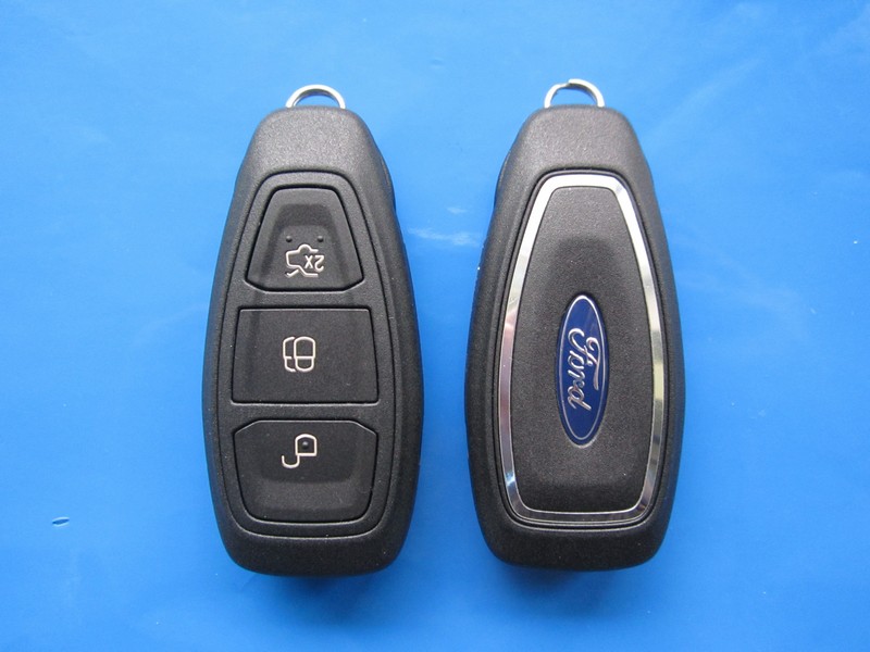 Cheie cu telecomanda Ford 3 butoane Mondeo 7953 433